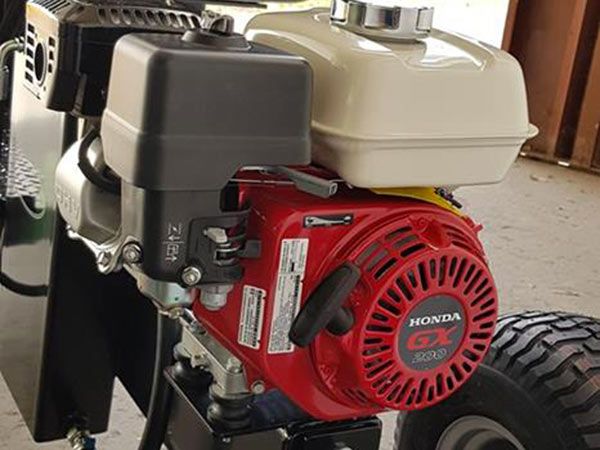 CMC chianura miniescavatore motore honda